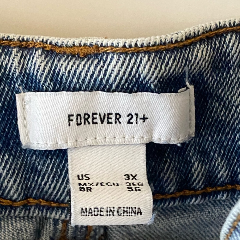 Plus Size Jeans - Picture 3 of 3